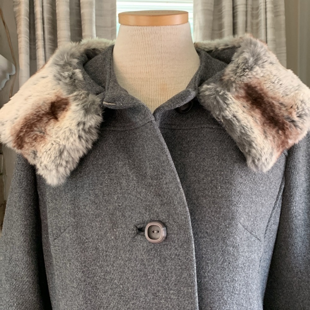 Crestmoor vintage grey winter coat with fur collar - Picture 2 of 8
